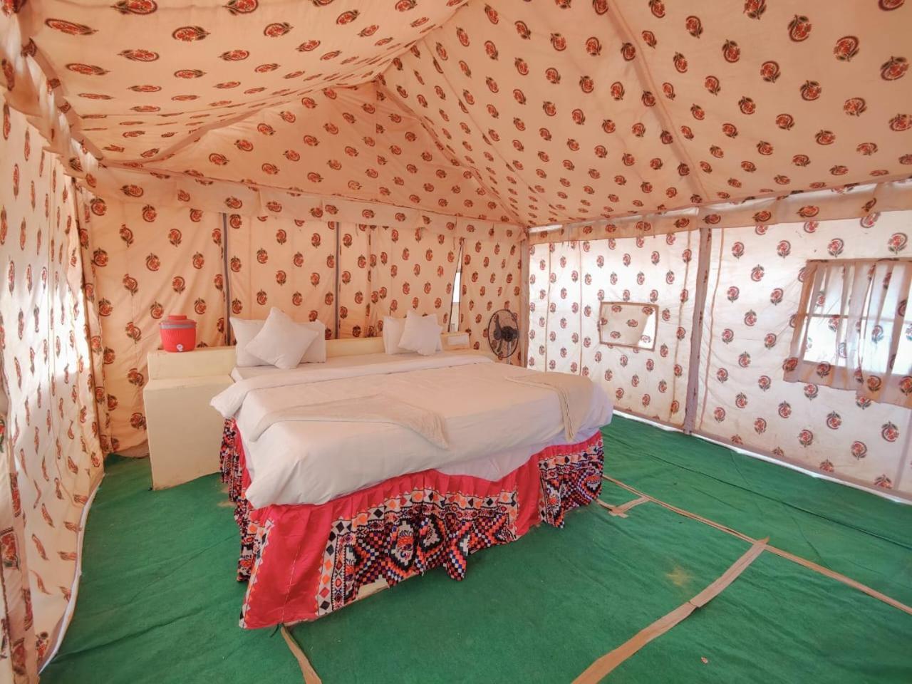 Om Luxury Resort Jaisalmer Ruang foto