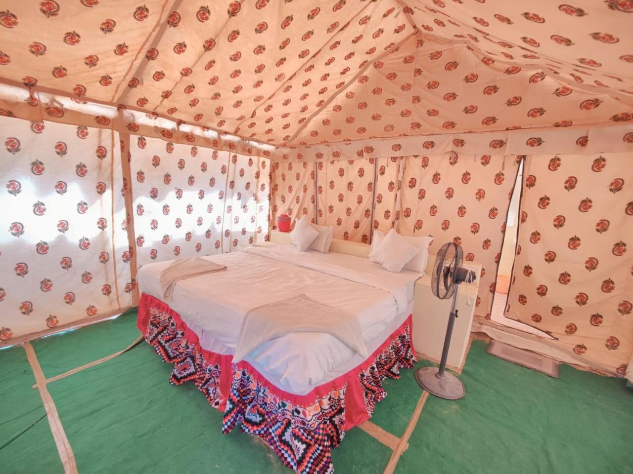 Om Luxury Resort Jaisalmer Ruang foto