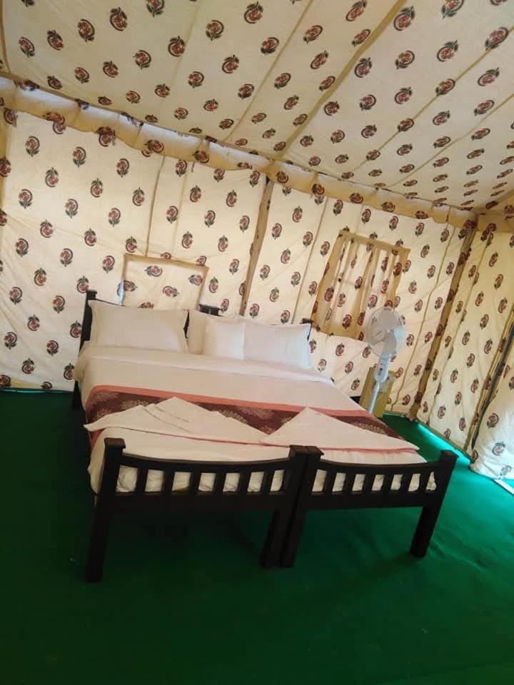 Om Luxury Resort Jaisalmer Ruang foto