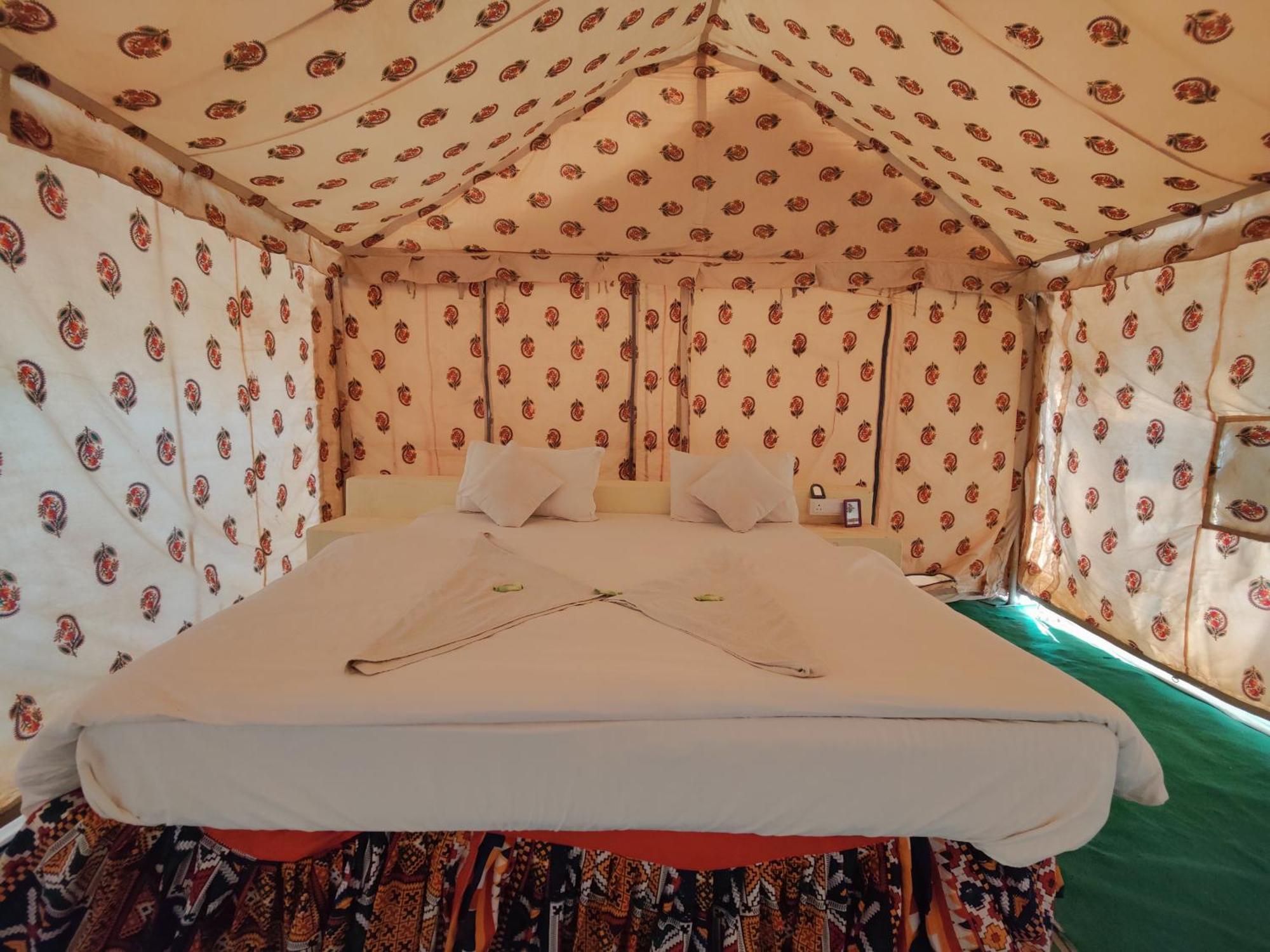 Om Luxury Resort Jaisalmer Ruang foto